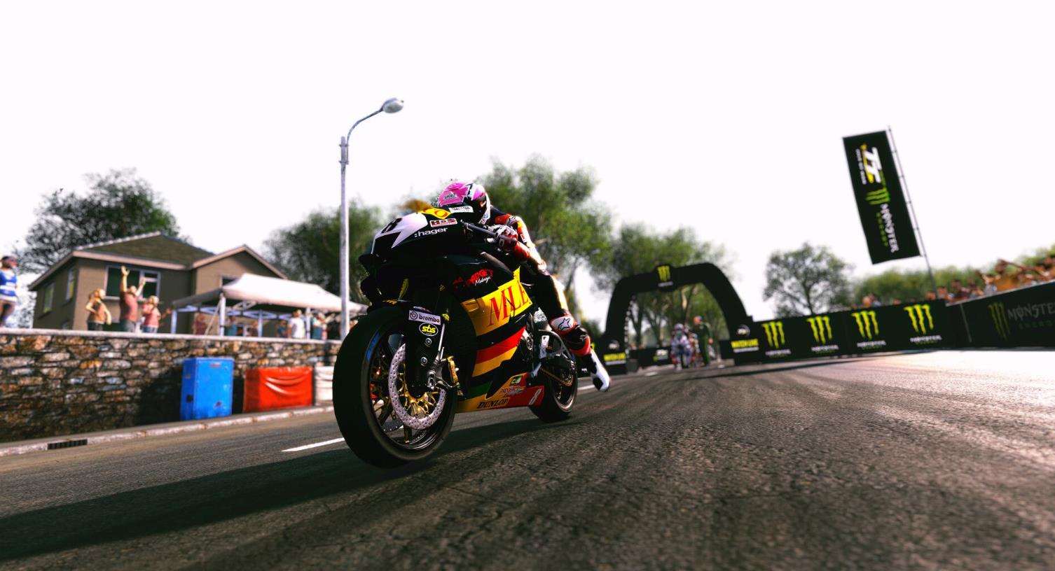 曼岛TT：边缘竞速3（TT Isle Of Man: Ride on the Edge 3）_1