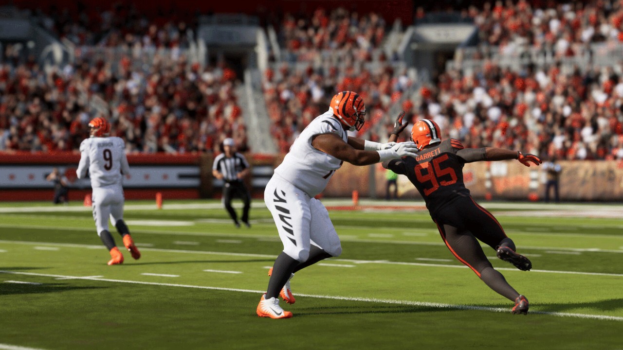 《劲爆美式橄榄球2024 Madden NFL 24》美版 v1.14_0
